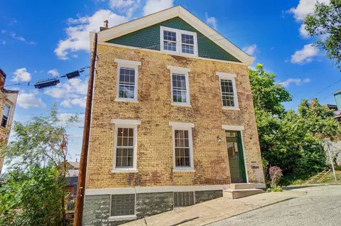 1609 Young St, Cincinnati, OH 45202 photo 2