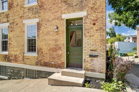 1609 Young St, Cincinnati, OH 45202 photo 4