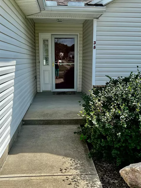 38 Robin Way, Amelia, OH 45102 photo 2