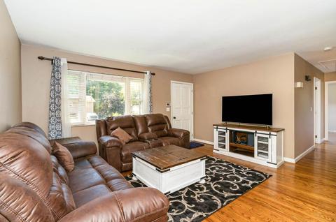 334 Brookforest Dr, Cincinnati, OH 45238 photo 6
