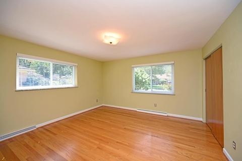 5938 Bellmeadows Dr, Cincinnati, OH 45224 photo 21