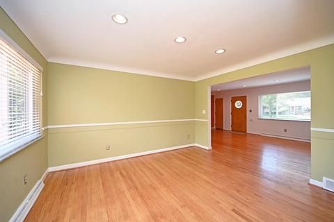 5938 Bellmeadows Dr, Cincinnati, OH 45224 photo 9