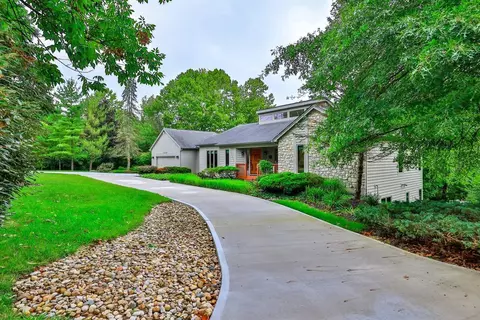 11330 Snider Rd, Cincinnati, OH 45249 photo 2