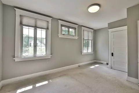 46 Arcadia Pl, Cincinnati, OH 45208 photo 14