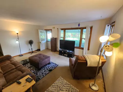 3937 Youngman Dr, Cincinnati, OH 45245 photo 3