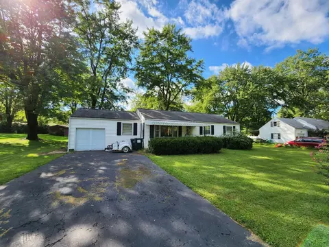 3937 Youngman Dr, Cincinnati, OH 45245 photo 1
