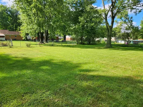 3937 Youngman Dr, Cincinnati, OH 45245 photo 24