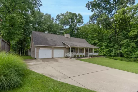 4175 Mclean Dr, Cincinnati, OH 45255 photo 1