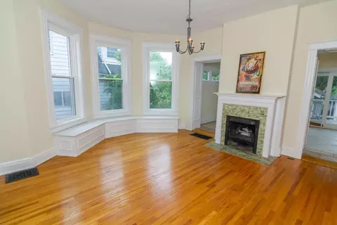 385 Howell Ave, Cincinnati, OH 45220 photo 9
