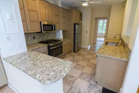 385 Howell Ave, Cincinnati, OH 45220 photo 10