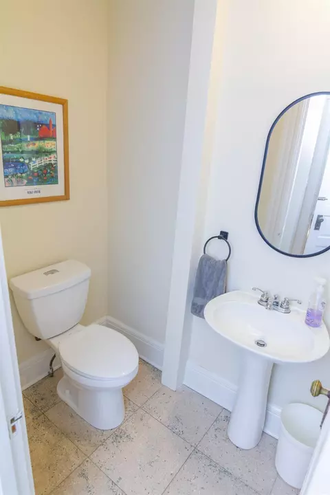 385 Howell Ave, Cincinnati, OH 45220 photo 17