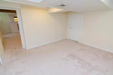 385 Howell Ave, Cincinnati, OH 45220 photo 42
