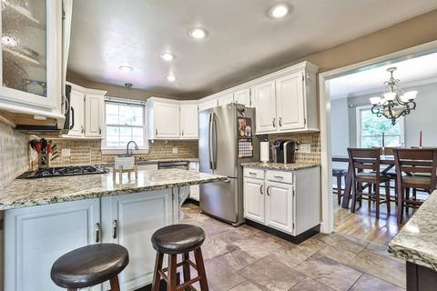682 Compton Rd, Cincinnati, OH 45231 photo 17