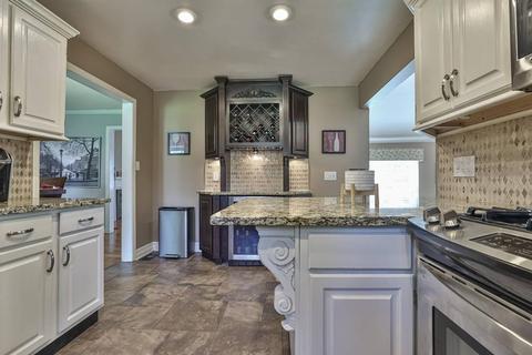 682 Compton Rd, Cincinnati, OH 45231 photo 16