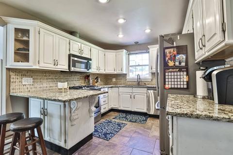 682 Compton Rd, Cincinnati, OH 45231 photo 14