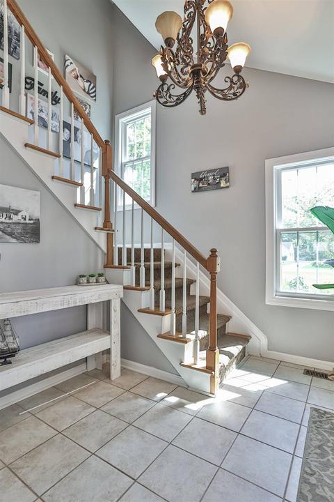 682 Compton Rd, Cincinnati, OH 45231 photo 6