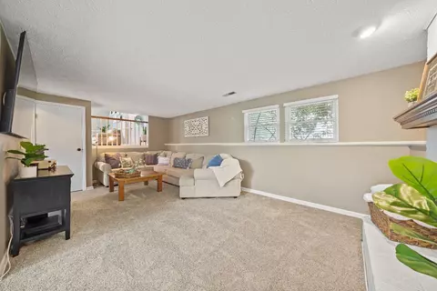 9271 Fields Dr, Mason, OH 45040 photo 18