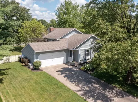 9271 Fields Dr, Mason, OH 45040 photo 1