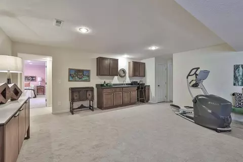 521 Meadowcrest Rd, Cincinnati, OH 45231 photo 22