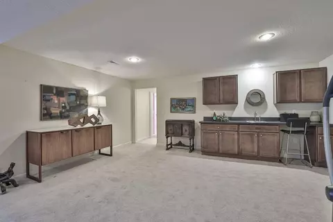 521 Meadowcrest Rd, Cincinnati, OH 45231 photo 23