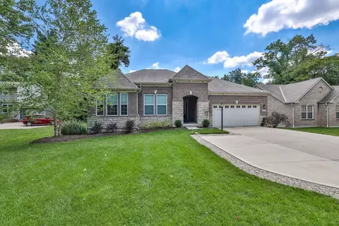 521 Meadowcrest Rd, Cincinnati, OH 45231 photo 2