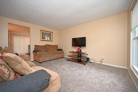 1231 Beechpoint Dr, Cincinnati, OH 45231 photo 6