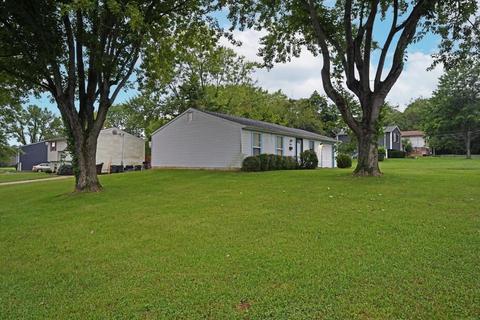 1231 Beechpoint Dr, Cincinnati, OH 45231 photo 3