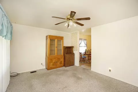 4294 Beechmont Dr, Cincinnati, OH 45244 photo 7
