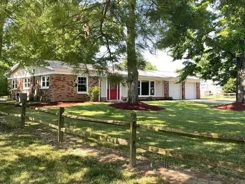 2473 Houston Rd, Cincinnati, OH 45231 photo 1