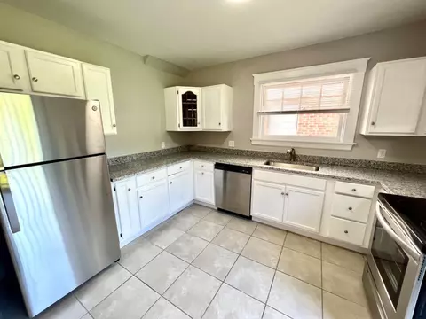 3288 Dunn Ct, Cincinnati, OH 45238 photo 8