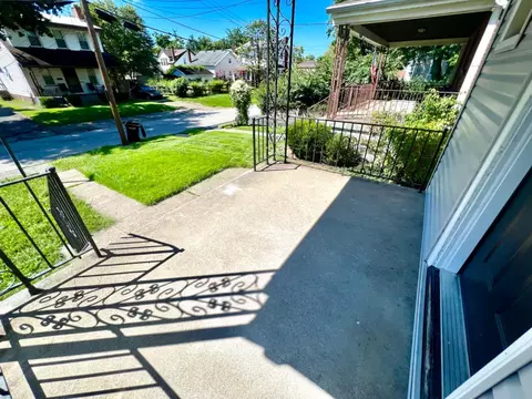 3288 Dunn Ct, Cincinnati, OH 45238 photo 2