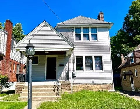 3288 Dunn Ct, Cincinnati, OH 45238 photo 1