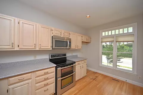 2102 Alpine Pl, Cincinnati, OH 45206 photo 7