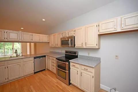 2102 Alpine Pl, Cincinnati, OH 45206 photo 8
