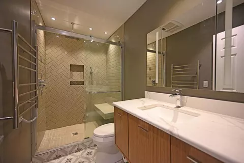 2102 Alpine Pl, Cincinnati, OH 45206 photo 23