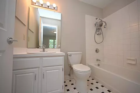 2102 Alpine Pl, Cincinnati, OH 45206 photo 28