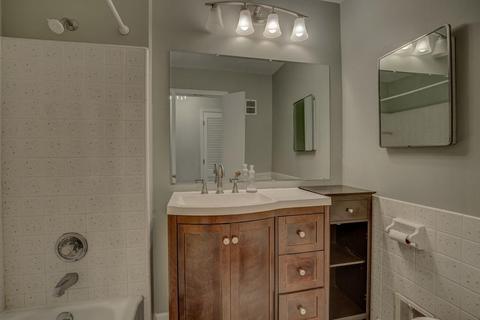 10303 Lochcrest Dr, Cincinnati, OH 45231 photo 15