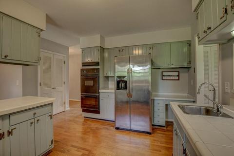 10303 Lochcrest Dr, Cincinnati, OH 45231 photo 6