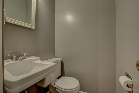 10303 Lochcrest Dr, Cincinnati, OH 45231 photo 17