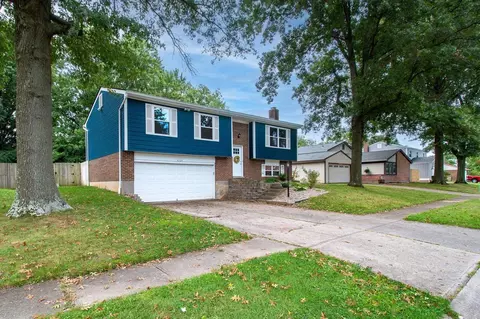 4264 Cider Mill Dr, Cincinnati, OH 45245 photo 2