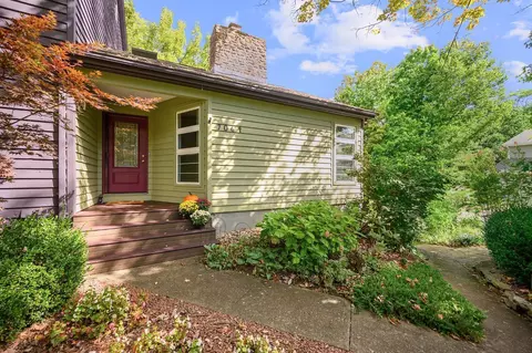 7064 Royalgreen Dr, Cincinnati, OH 45244 photo 2