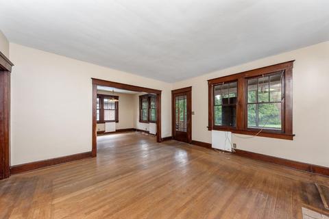 4718 Gray Rd, Cincinnati, OH 45232 photo 3
