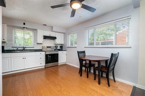6817 Golfway Dr, Cincinnati, OH 45239 photo 3