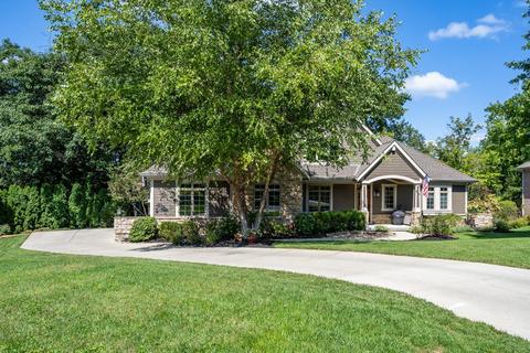 6306 Mercers Pointe Dr, Cincinnati, OH 45244 photo 1