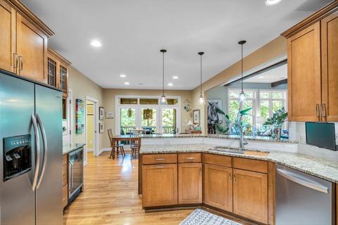 6306 Mercers Pointe Dr, Cincinnati, OH 45244 photo 12