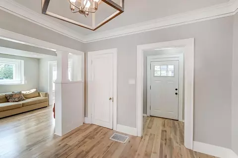 3960 Dickson Ave, Cincinnati, OH 45229 photo 8