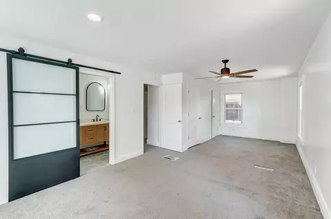3960 Dickson Ave, Cincinnati, OH 45229 photo 28