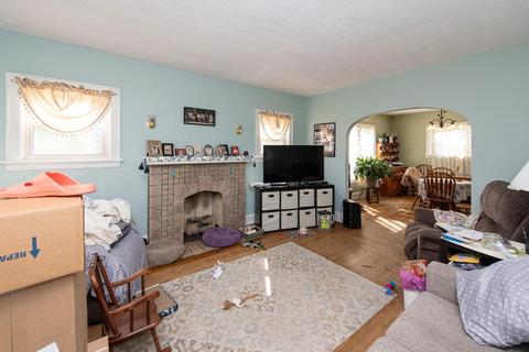 4533 Carnation Ave, Cincinnati, OH 45238 photo 4