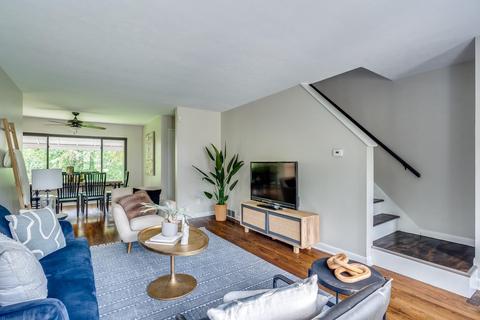 2941 Hull Ave, Cincinnati, OH 45211 photo 6