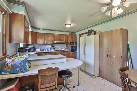 242 Highland Ave, Blanchester, OH 45107 photo 8